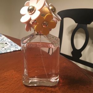 Marc Jacobs Daisy Perfume