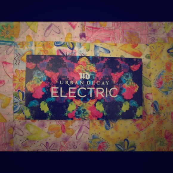 Urban Decay Electric Palette