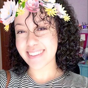 Meet your Posher, Daniela