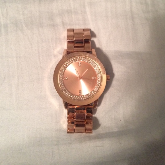 Really cute rose gold colored watch