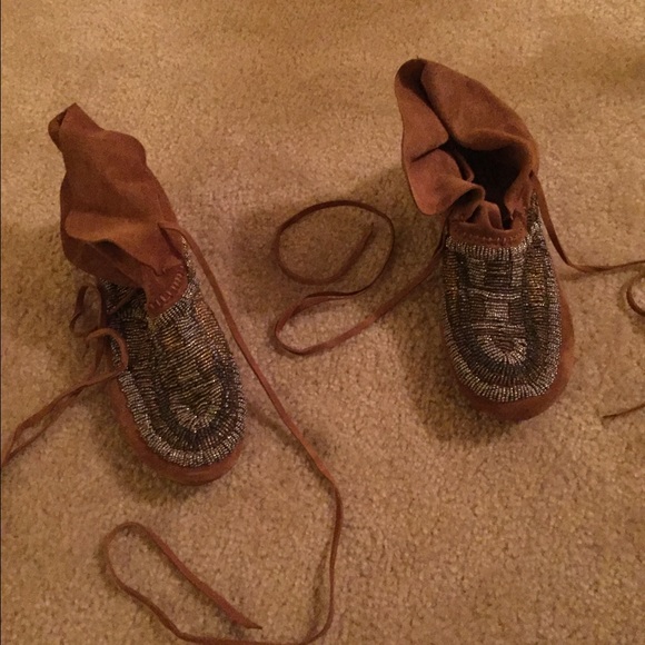 House of Harlow beaded moccasins