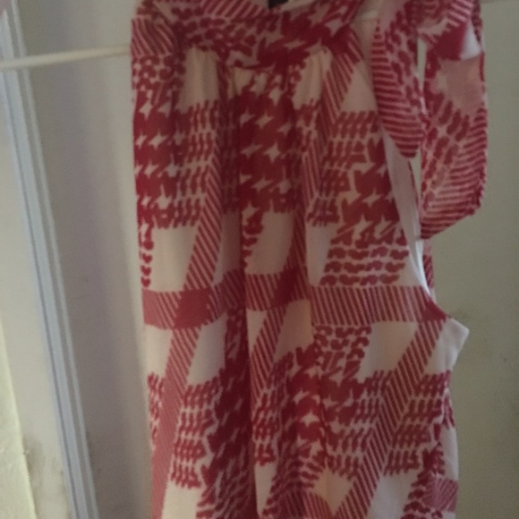 Top - Picture 3 of 3