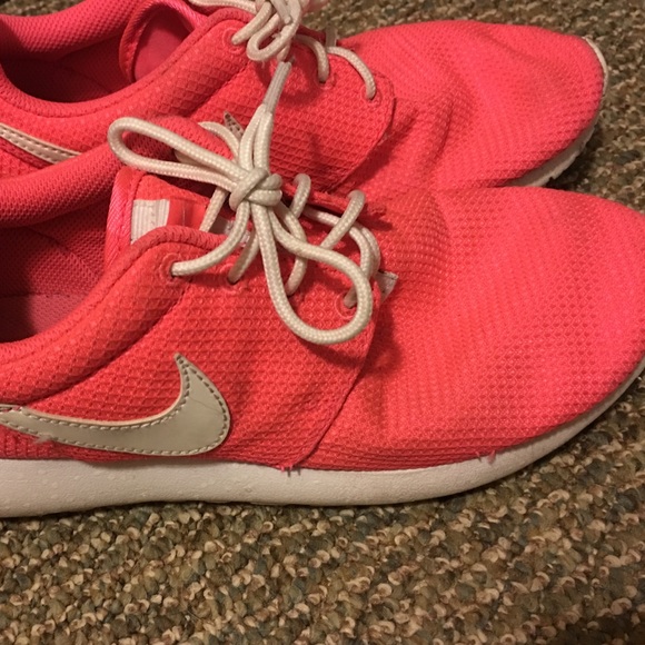 Nike roshies