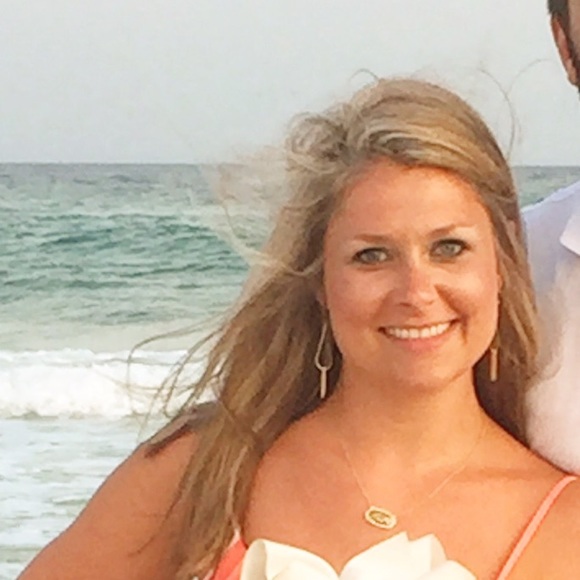 Meet your Posher, Amanda - Picture 1 of 1