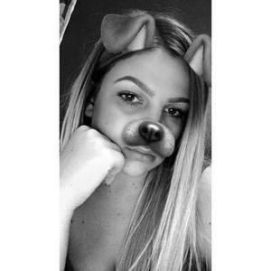 Meet your Posher, Katelyn