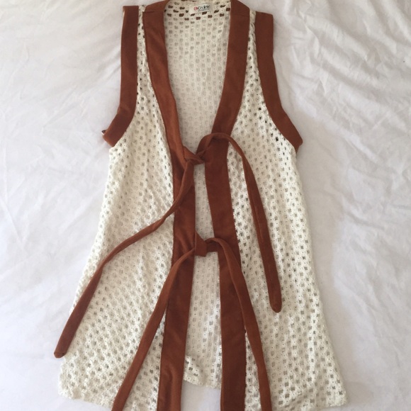 ❕SOLD❕Vintage mesh vest - Picture 1 of 2