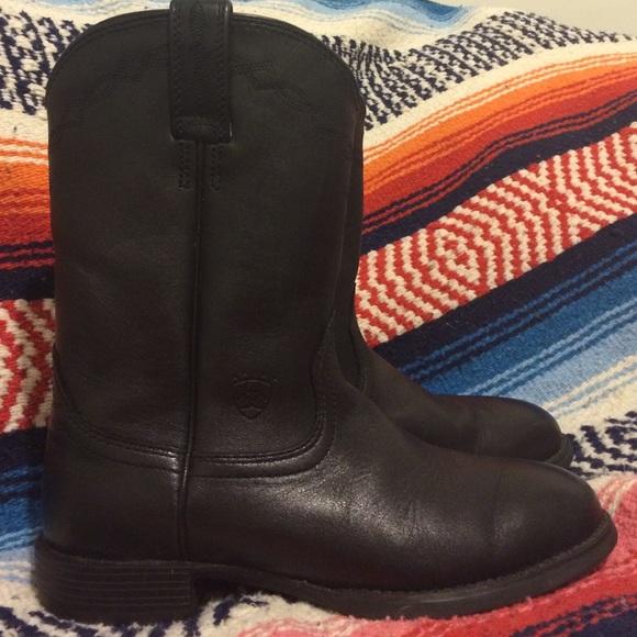 Ariat boots.