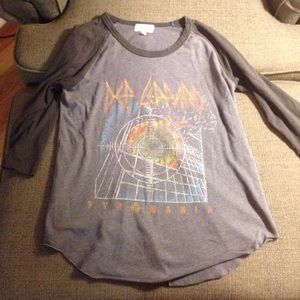 Junk Food Def Leppard Vintage Raglan Tee