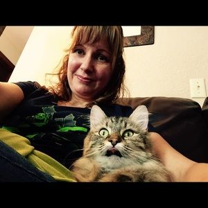 Meet your Posher, Gina