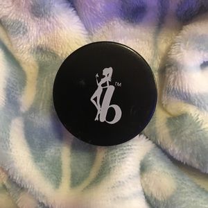 Be a bomb shell cosmetics cream eye shadow