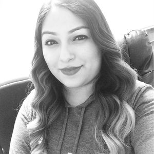 Meet your Posher, Mirna