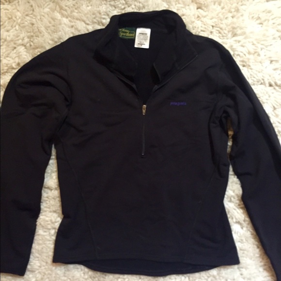 Patagonia black quarter zip pullover