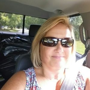 Meet your Posher, Gina