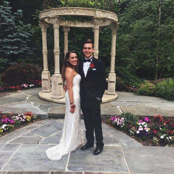 Meet your Posher, Rae - Picture 1 of 1