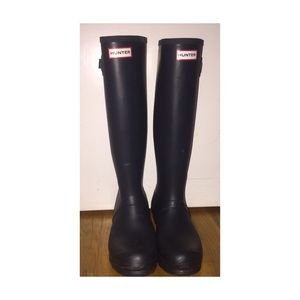 ⚠️RESERVED⚠️Navy Blue Tall Matte Hunter Rain Boots