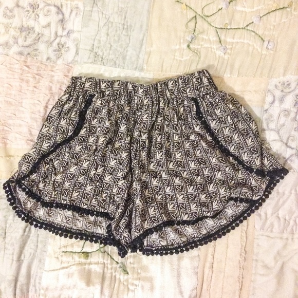 Pom Pom shorts