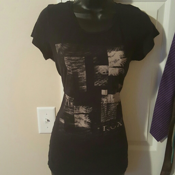 Roxy black t-shirt