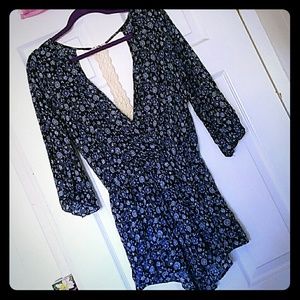 Gorgeous Floral Romper w/crochet T back
