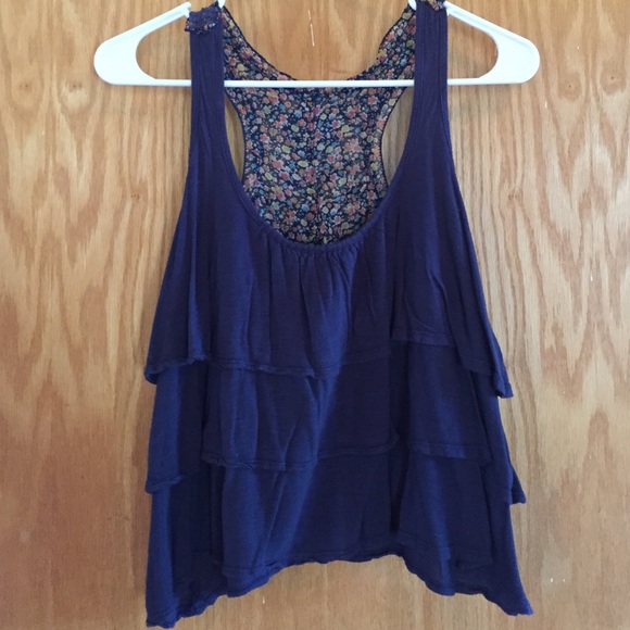 Kirra Razor Back Crop Top
