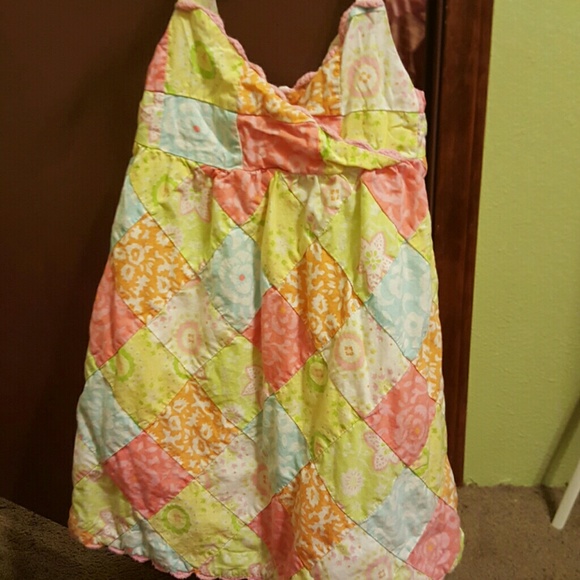 Dresses - Picture 2 of 3
