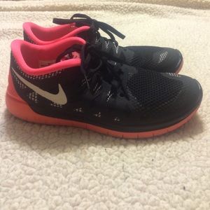 Almost new Nike Free 5.0