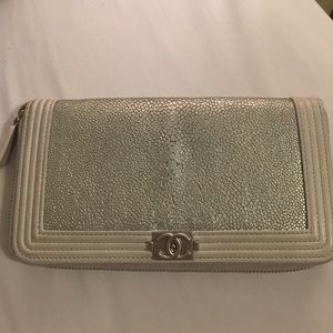 Chanel wallet