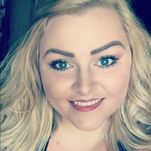 Meet your Posher, Samra