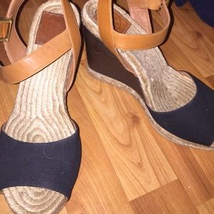 Tory burch wedge sandals