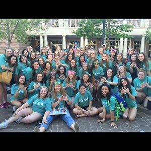 Meet your Posher, Lindsey