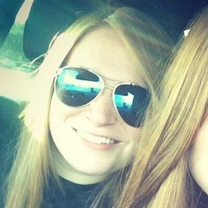 Meet your Posher, Bridgette