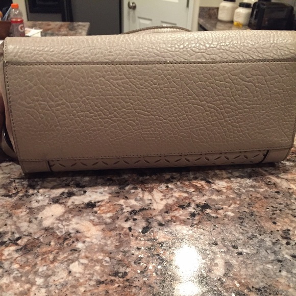 🔴SOLD🔴 Kate Spade Purse - Picture 4 of 4