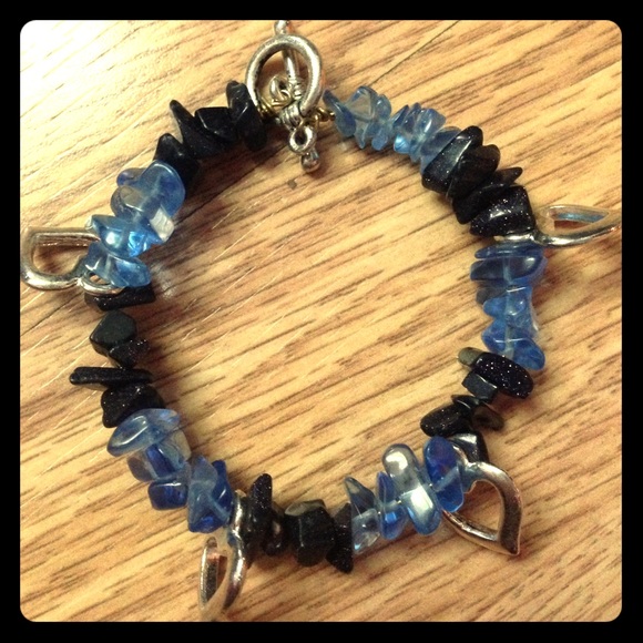 Handmade black goldstone and glass chip bracelet