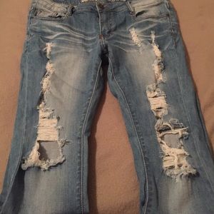 NWOT Ripped Skinny Jeans