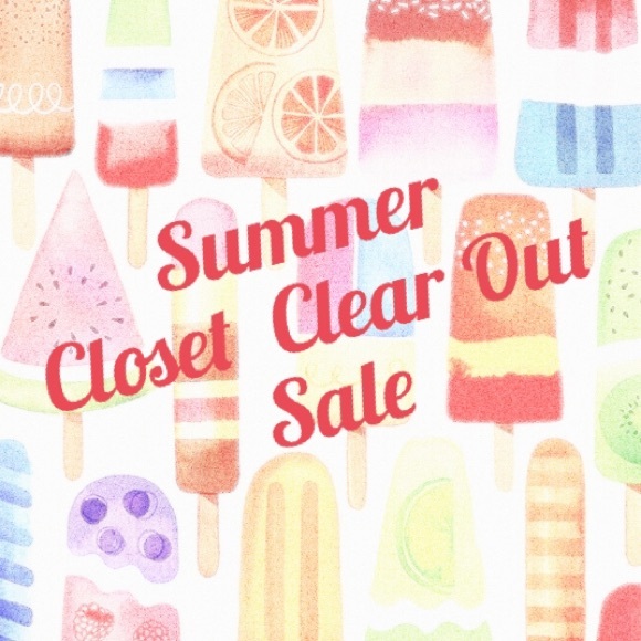 Summer closet sale! 👙🛍☀️