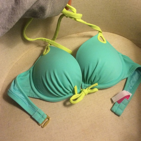 VS Add 2 cups seafoam green bikini top