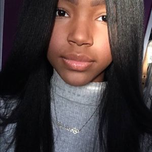 Meet your Posher, Christine