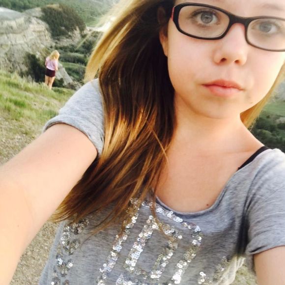 Meet your Posher, Harmony