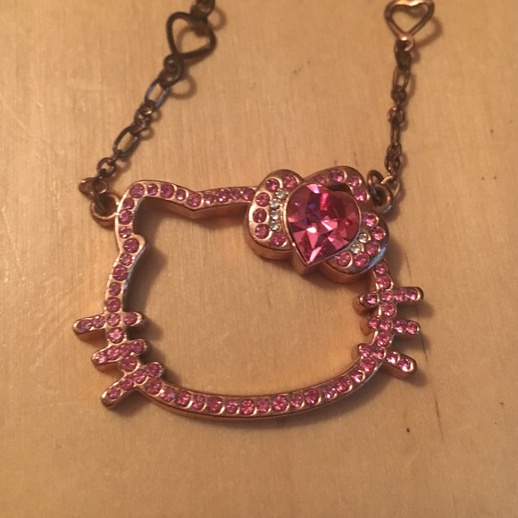 Hello kitty rhinestone pink necklace/ kawaii - Picture 2 of 3