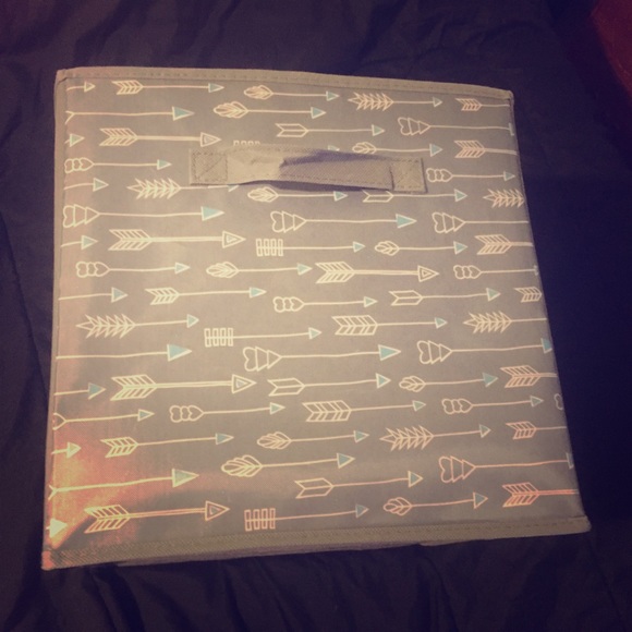 Cute, large foldable tote!