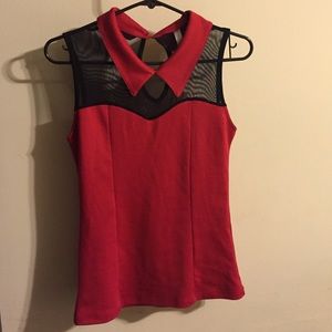 ✨Beautiful red shirt with black mesh