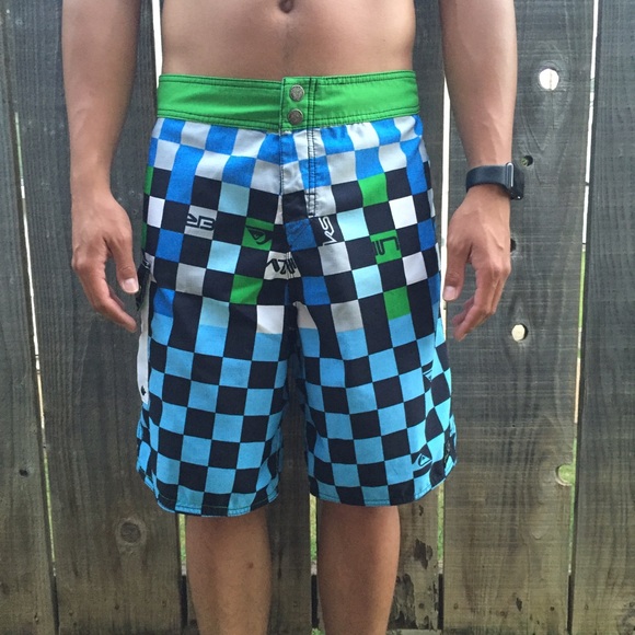 💢 BUNDLED 💢 Multicolor Quiksilver Boardshorts