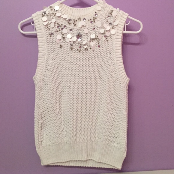 H&M Top - Picture 1 of 3