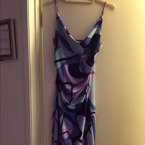 Gorgeous spaghetti strap dress - Picture 3 of 3
