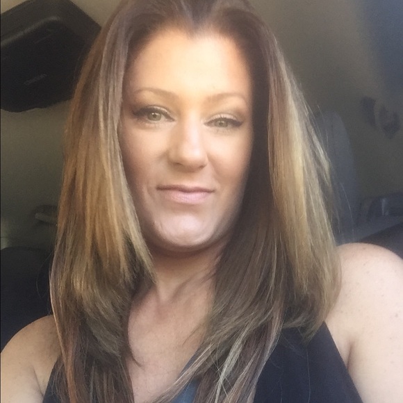 Meet your Posher, Jeannette