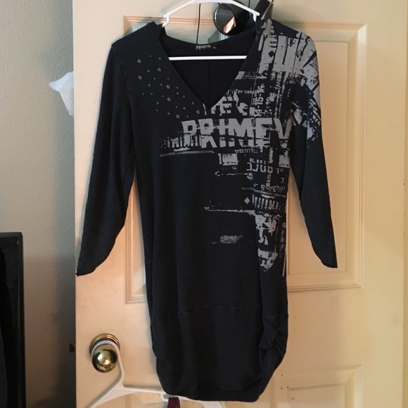 Primevil shirt with hood