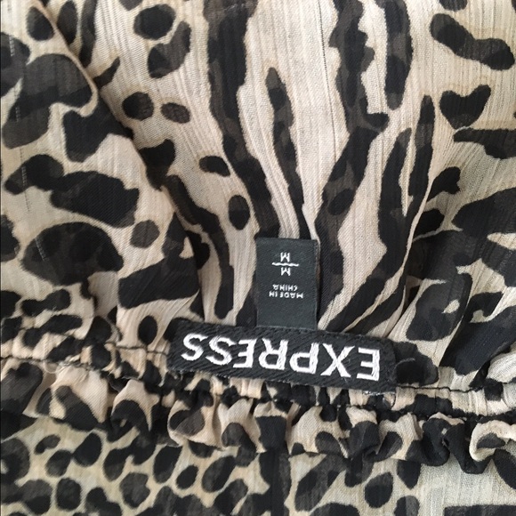 Express leopard top - Picture 3 of 3