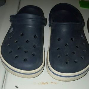 Black crocs
