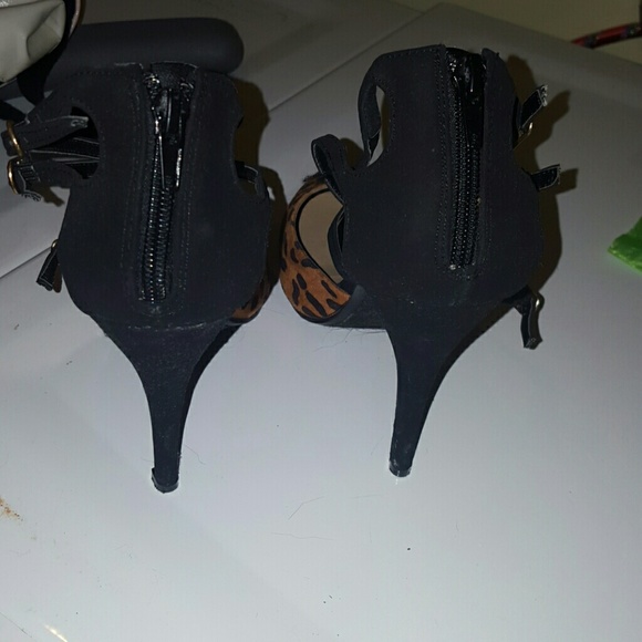 Leopard heels - Picture 2 of 4