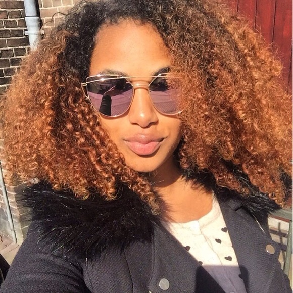 Accessories - ❗️LAST ONE❗️Rose Gold Mirrored Sunnies 😍👓