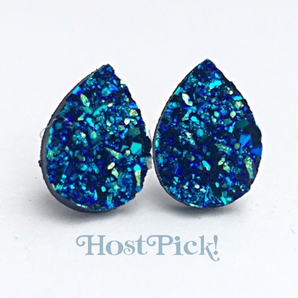 3 for 15🎀 blue Druzy style teardrop studs - Picture 3 of 6
